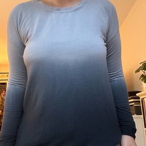 American Eagle Outfitters Blue Ombre Long Sleeve Top